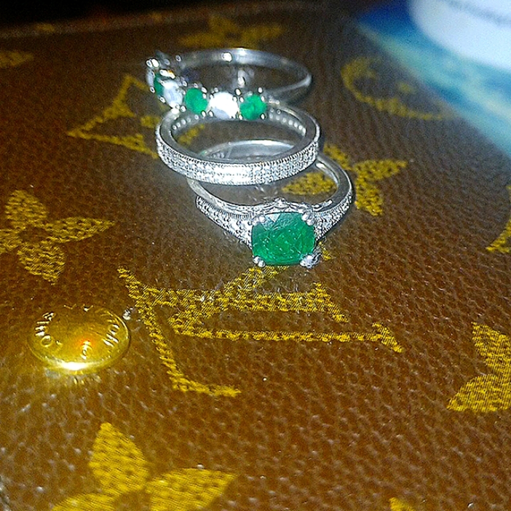 Trio OF RINGS - Picture 3 of 8